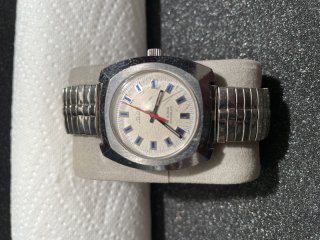 Mechanische Herrenuhr