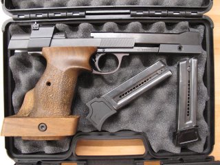 KK-Selbstladepistole Hämmerli 215