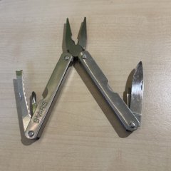 Multitool BM-RS Edelstahl – Zange, Messer, Säge, Schraubendreher