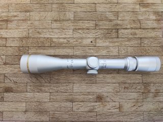 Leupold VX-III 3,5–10x40 Zielfernrohr – silber