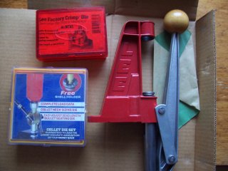 Aus Nachlass : Lee 8x57 Presse , Factory Crimp Die , Collet Die Set