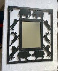 Alter Wandspiegel Unikat Jagdspiegel Metall-Tiersilhouetten 37x32 cm