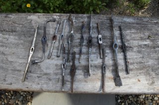 13 PARIERSTANGEN KONVOLUT ANTIK ??? SCHMIEDEARBEIT für historische SCHWERTER