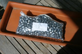 500 Geschosse für Kal 44-40 in .428 204grs RNFP mit der blauen Fettrille