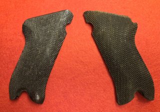 Alte Griffschalen Nussbaum für Pistole Parabellum Luger P.08 .
