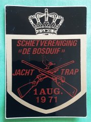 Aufkleber des niederländischen Schießsportvereins De Bosduif