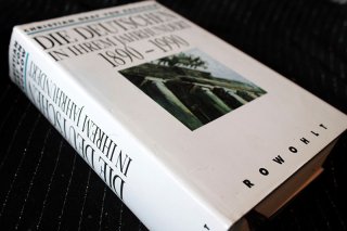 DIE DEUTSCHEN IN IHREM JAHRHUNDERT 1890-1990 - Christian Graf von Krockow