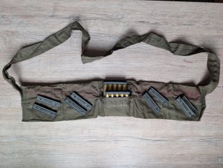 Ladestreifen mit orininal BW Munitions Umhängetaschen