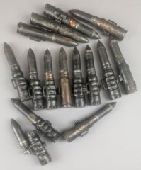 2CM MG 151/20 PATRONE MIT PANZERGRANATE UND GURTGLIED