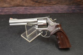 Revolver Smith & Wesson Mod. 686-4 Kal. .357Mag