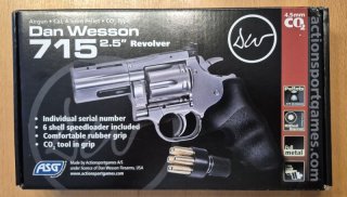 DAN WESSON 715 2,5 Zoll 4,5 mm Diabolo co2 Revolver