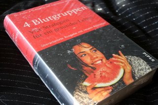 4 Blutgruppen - Vier Strategien für ein gesundes Leben - Dr. Peter J. Ádamo Noch in Folie