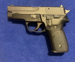 HA Pistole SIG Sauer P228 (kompakt) 9mm Luger / 4mmM20 Konversion
