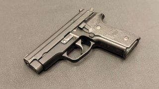 SIG Sauer P229 | SA/DA | 9mmLuger | SIG Sauer Koffer | 2 Magazine | Made in Germany | Schussbild