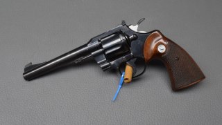 Revolver Colt Officers Match 6",Kaliber 22lr, sehr gut