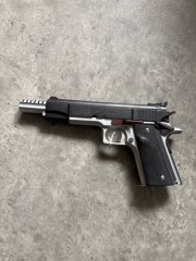 LAR Grizzly .45 Win mag