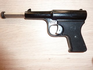 Luftpistole H. Schmidt, Model 9A