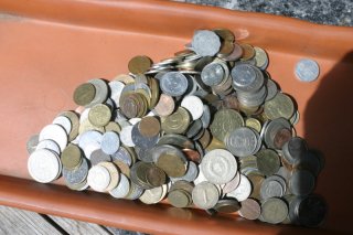 Konvolut Umlaufmünzen aus der ganzen Welt ca 1,7 kg