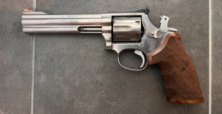 gebrauchter Revolver Smith und Wesson S&W 686-4, 6 Zoll im Kal. 357 Mag.