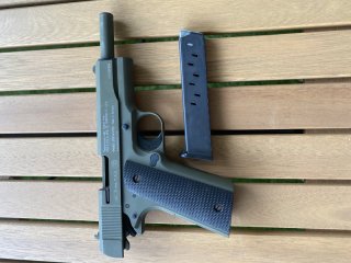 Freie Waffen