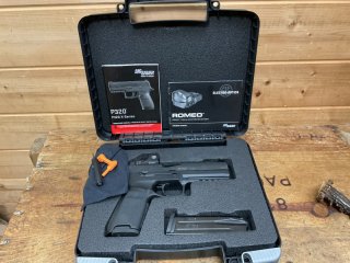 SLP SIG SAUER P320 Fullsize RX mit Romeo 1, Kal.9x19, Komplett mit Papieren und Koffer! Neuwertig!