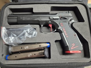 CZ 75 Shadow 2 Target 6" 9mm Luger ! Neu !