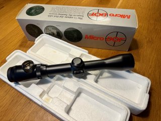 Zielfernrohr Micro Dot 2-7x32 mit Leuchtabsehen