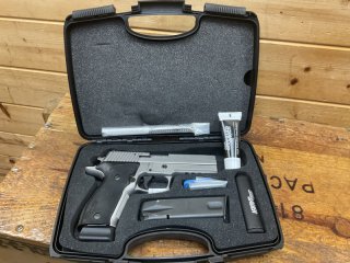 SLP SIG SAUER Germany! P226 LDC II, Kal.9mmPara, mit Papieren, Werkzeug und Koffer!