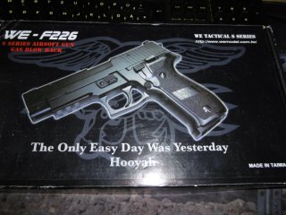 WE F226 Mk25 Navy Seals Full Metal Schwarz GBB -F-