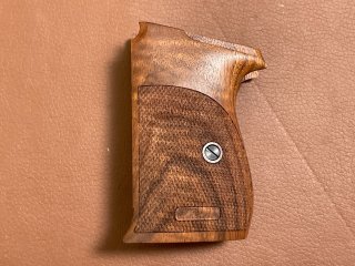Holzgriffschale Nill Griff für Walther PPK