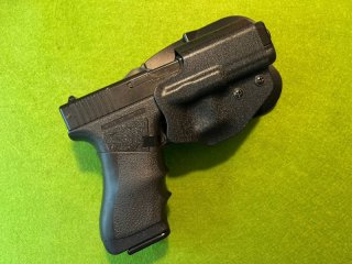 FRONTLINE CQC KYDEX PADDELHOLSTER GLOCK 9MM AUCH SIG 220-SERIE BAUÄHNLICHE