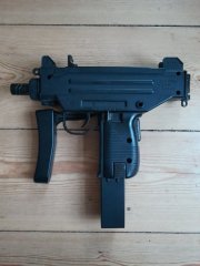 Micro Uzi Softair 6mm BB Federdruck