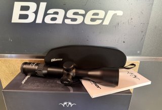 Neuheit---Blaser B2 2-12x50 iC Leuchtabs. 4a Zeiss Innenschiene