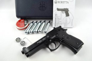 Der Klassiker! Beretta M 92 FS / Vollmetall * 4,5 mm * CO2 * mit Starterset