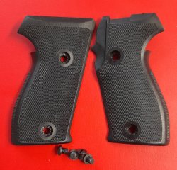 SIG Sauer P 225 Griffschalen mit Schrauben