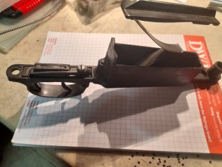 Magazinkasten mit Stecher und Zubringer 98er