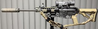 SIG 516 Patrol mit Elcan Specter und Schalldämpfer