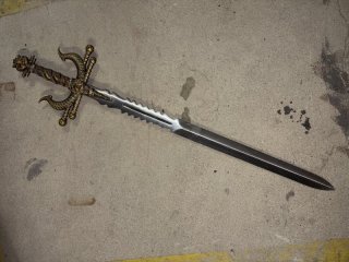 Großes Fantasy-Dekoschwert Totenkopf Dämon Gothic 102 cm