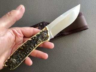 Wunderschönes Jagdmesser aus USA - für Praktiker! ANSEHEN! Mit Scheide.