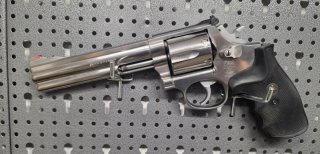 Smith & Wesson 686 .357 Mag. 6" ab 1 € !