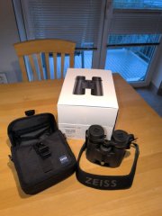 Zeiss Conquest 10 x 32 HD Fernglas OVP