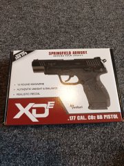 Spingfield Armory XDE ,144 CO2 BB Pistol