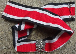 Ritterkreuz: Band mit Eichenlaub & Schwertern