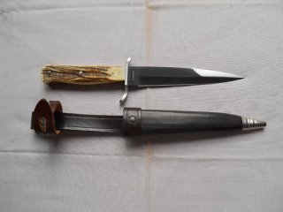 Grabendolch H. Böker & Co Solingen 6688 Hirschhorn Griff
