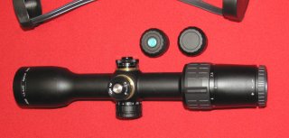 TOP ZF / Zielfernrohr, ein JAEGER 1,5 - 6 x 42 mit dem Absehen 4 mit Leuchtpunkt