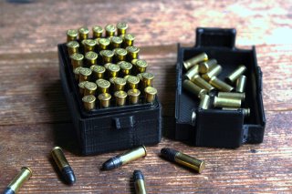 KK Entnahmehilfe und Munitionsbox mit Deckel für .22 lr. Munition