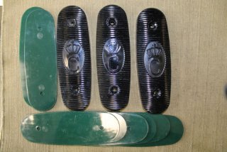 Schaftkappen (3 Stück) mit Zwischenlagen für Carl Gustaf - Schweden Mauser M63