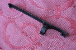 Wehrmacht 98k. Auszieher mit Haltering.