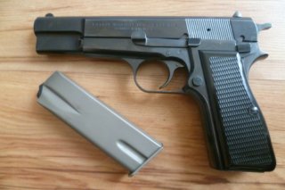 Pistole FN High Power 9mm Luger