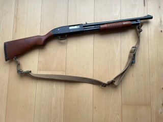 Mossberg 500 ATP6, Repetierflinte, 12/76 mit Kimme und Korn